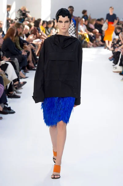 Look 48